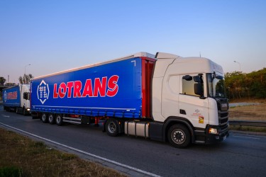 Lotrans Portes, reportaje de la nueva flota de camiones