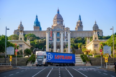 Lotrans Portes, reportaje de la nueva flota de camiones