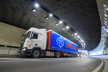 Lotrans Portes, reportaje de la nueva flota de camiones