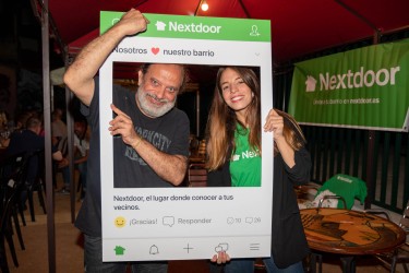 Encuentro de vecinos usuarios de la app Nextdoor