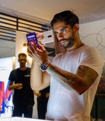 Evento de la renovación de acuerdo entre Oppo y el Futbol Club Barcelona