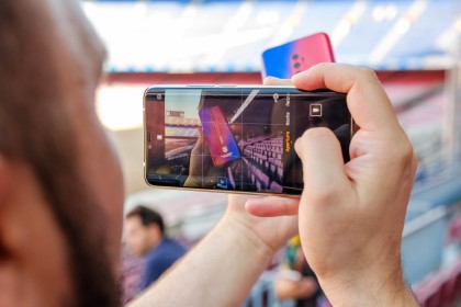 Evento de la renovación de acuerdo entre Oppo y el Futbol Club Barcelona