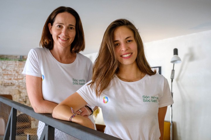 Sessió de retrats a Sarah Friar (CEO de Nextdoor) i Joana Caminal (responsable de Nextdoor a Espanya)