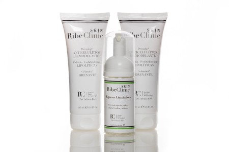 Fotografía de productos de cosmética para Clínica Ribé de Barcelona